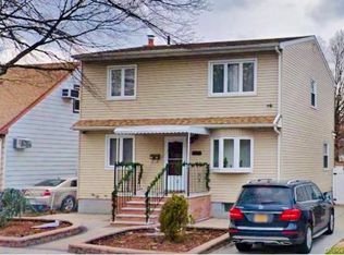 16431 Underhill Ave, Fresh Meadows, NY 11365