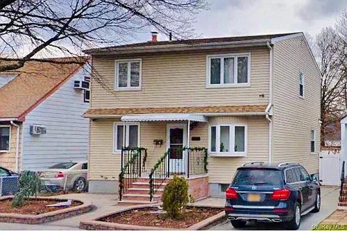 16431 Underhill Ave Photo 1