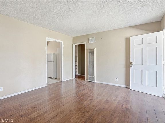5th image of 32857 Avenue E