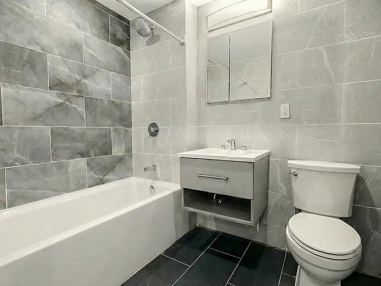 142 Huron St #5C — Photo 6