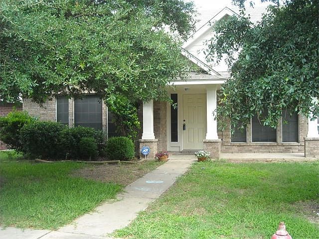 1st image of 1119 Miss Kimberlys Ln