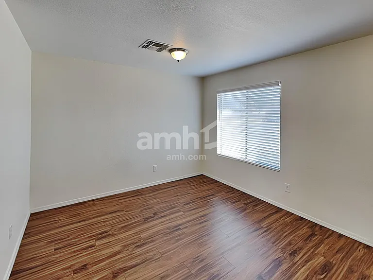 16020 W Morning Glory St — Photo 6