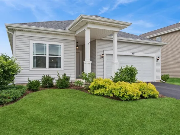 721 Cherry Cir, Elburn, IL 60119