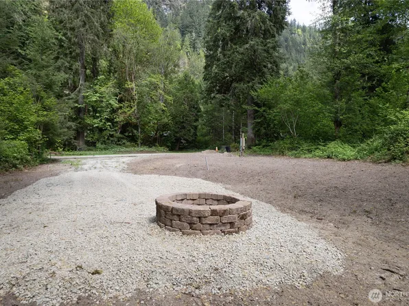 14820 Mountain View Lane, Concrete, WA 98237