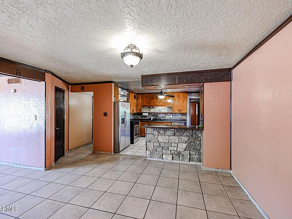 4th image of 3201 W Sierra Vista Drive