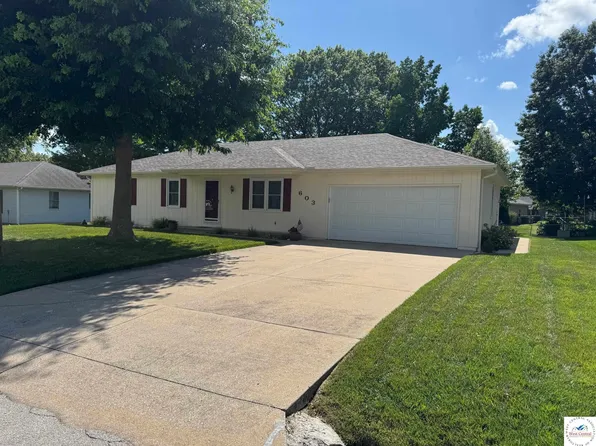 603 S McLane St, Clinton, MO 64735