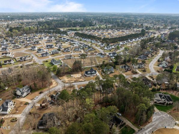 3608 Arrowwood Dr N, Wilson, NC 27896