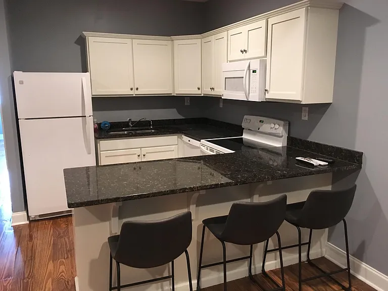 202 N Brewer St #B — Photo 1