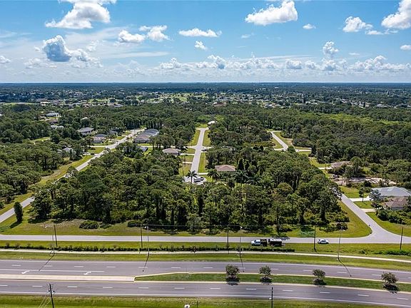 4th image of 135 West Dr