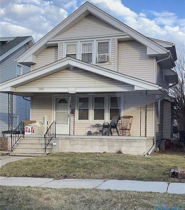 1st image of 1537 Remington St