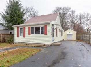 52 Brightside Ave, Warwick, RI 02889