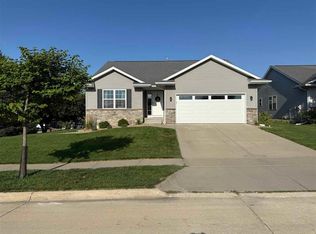1864 Mackinaw Dr, Iowa City, IA 52245