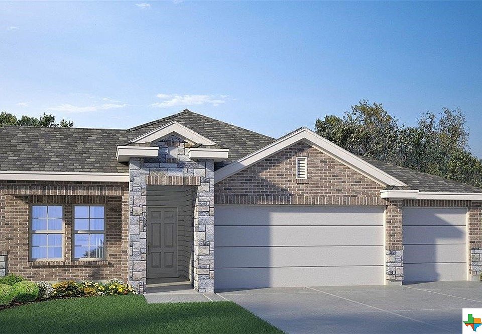 1st image of 15042 Planeview Dr