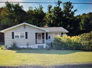 2589 Fairmont Rd, Morgantown, WV 26501