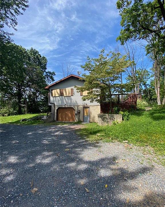 1040 Riverview Dr, Walnutport, PA 18088 Zillow