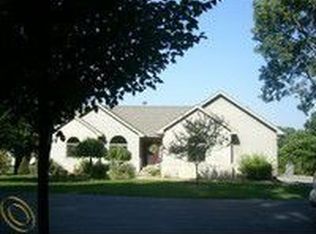 2380 Corlett Rd, Brighton, MI 48114