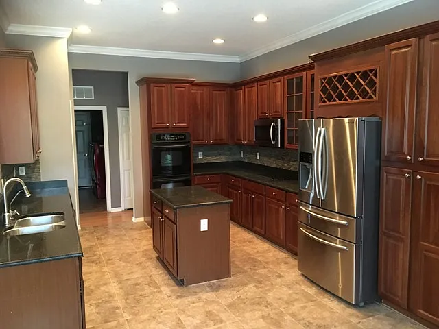23307 Abercorn Ln — Photo 2
