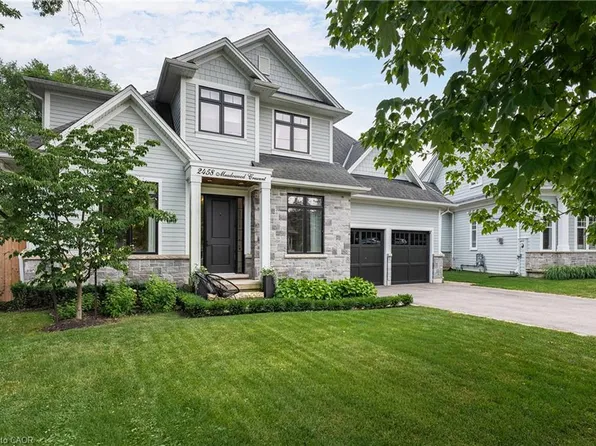 2458 Meadowood Cres, Oakville, ON L6L 1V6