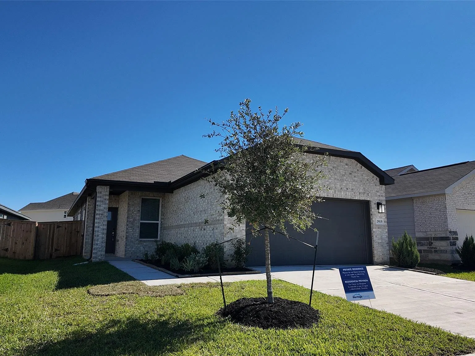 3 bed, 2.0 bath, 1428 sqft, $1,850 — Photo 1