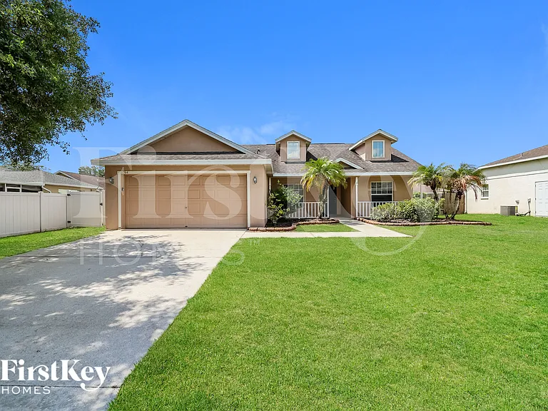 11764 Shirburn Cir — Photo 1
