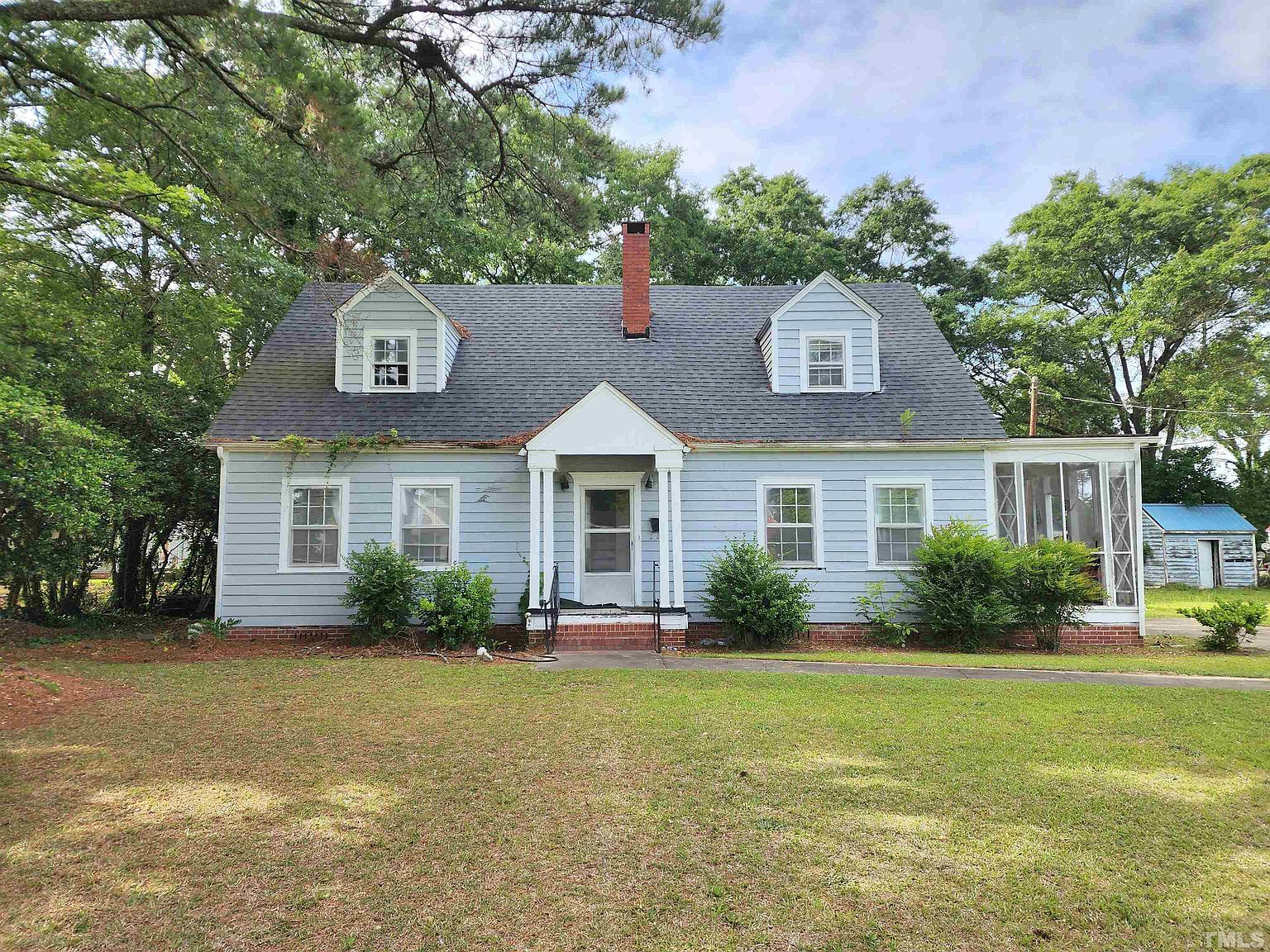 211 E Chelly St, Warsaw, NC 28398 Zillow