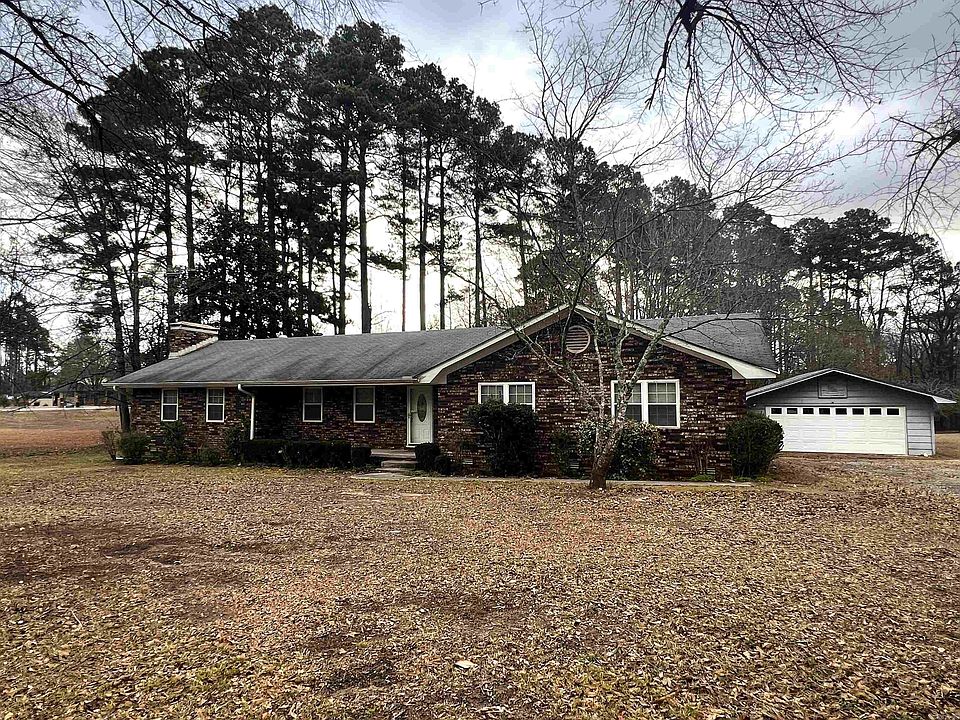 1st image of 80 Pinecrest Cir