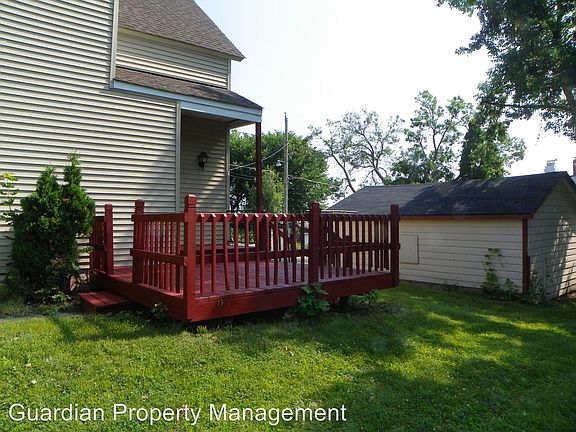 2nd image of 602 Winslow Ave