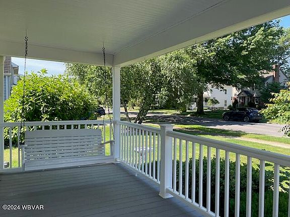 4th image of 1320 Mansel Ave