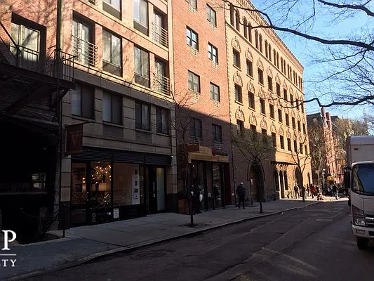 Rented by Trump International Realty | media 11