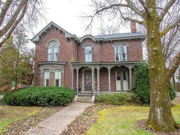 2nd image of 127 Duncan Ave