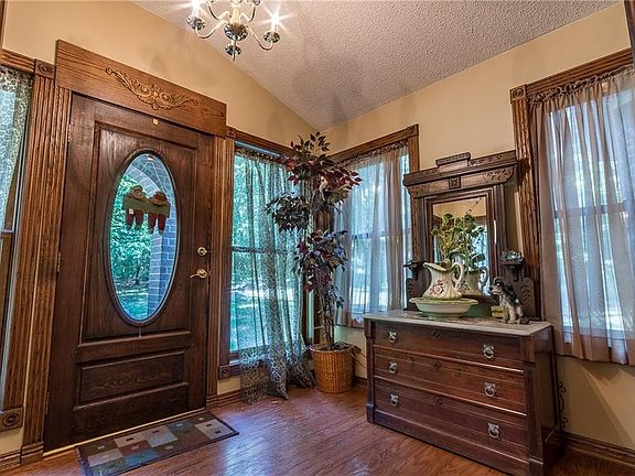 3rd image of 11354 Cathedral Ln