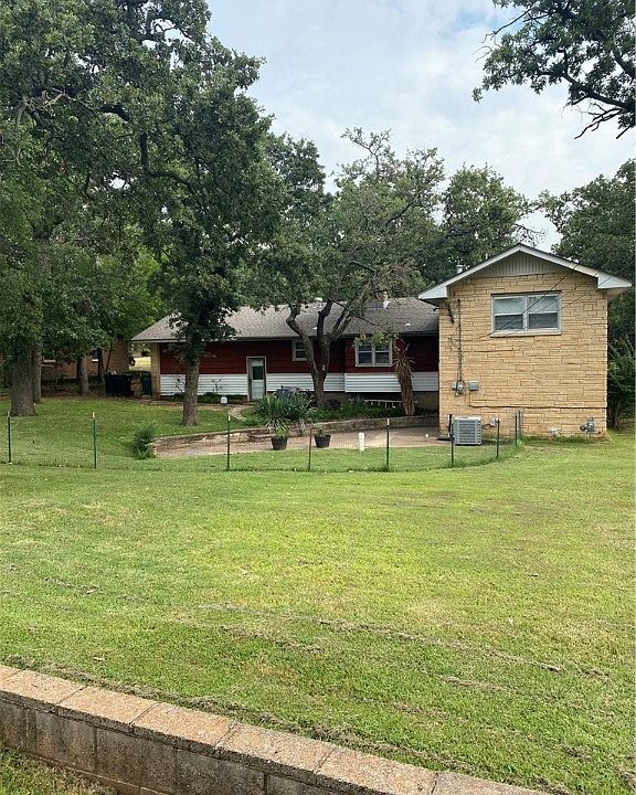 1324 NE 54th St, Oklahoma City, OK 73111 Zillow