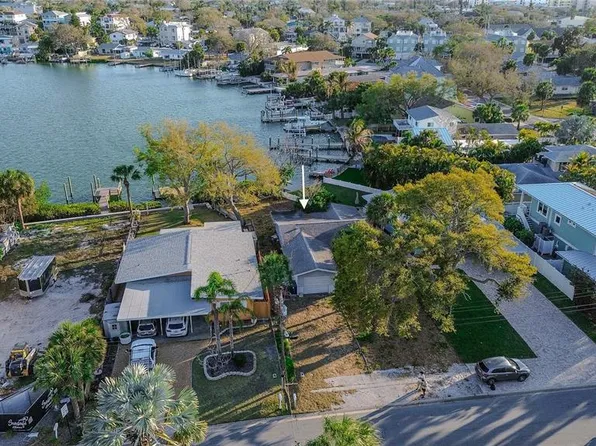 407 20th Ave, Indian Rocks Beach, FL 33785