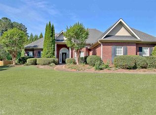 1039 Eagles Brooke Dr, Locust Grove, GA 30248