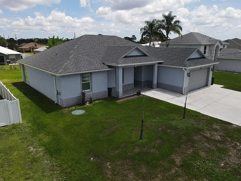 5673 NW Whitecap Rd — Photo 30