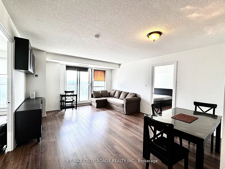 2015 Sheppard Ave E #3510 — Photo 3