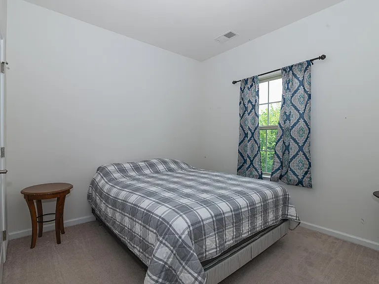 1415 Village Green Way — Photo 19