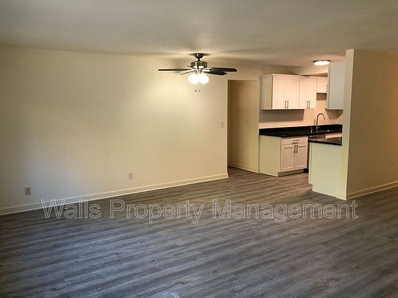 5th image of 7060 Lincoln Park Way SW #206