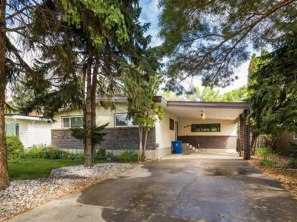 317 SW Laval Blvd W, Lethbridge, AB T1K 3W6