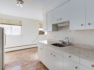 Lord Robinson Apartments, Regina, SK S4T 2P9