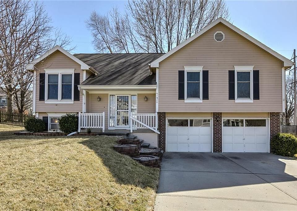 1st image of 715 Plum Rose Dr