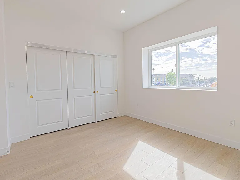 11311 Hawthorne Blvd — Photo 9
