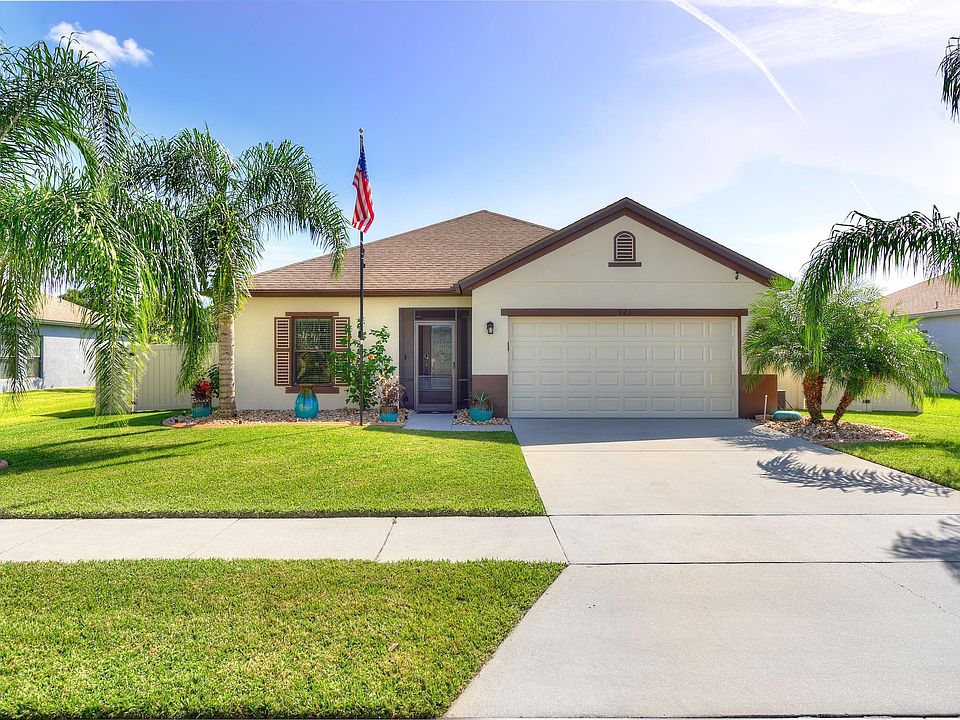 1st image of 925 Sangria Cir