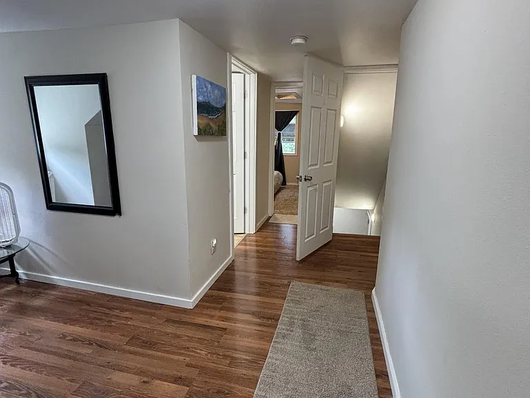 230 N 10th Ave — Photo 17
