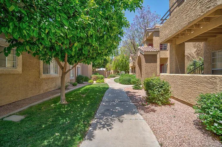 Hohokam Villas