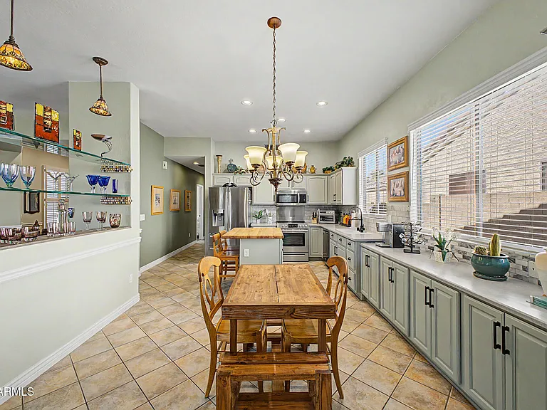 765 W Ebony Way — Photo 18