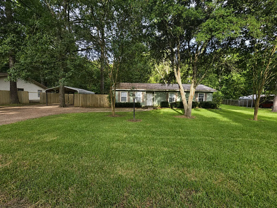 143 Roadrunner Ln