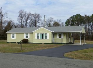 124 Essex Gdns, Tappahannock, VA 22560