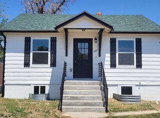 307 E Walnut St, Rawlins, WY 82301