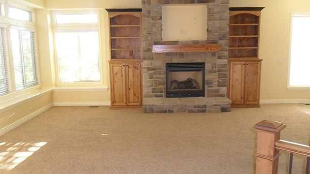2nd image of 523 Happy Hollow Rd